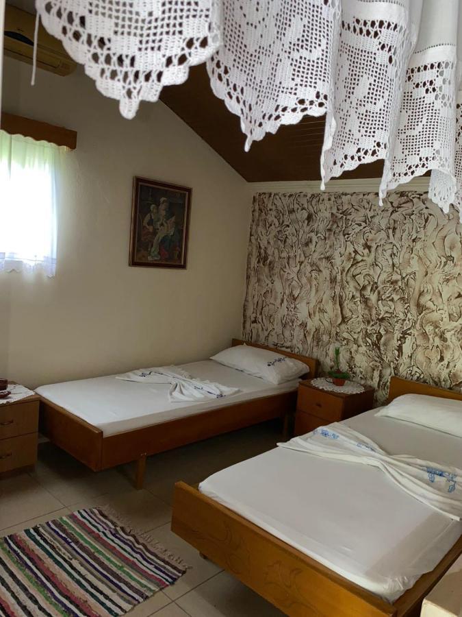 Kasaj Villa Gjirokastër Exteriör bild