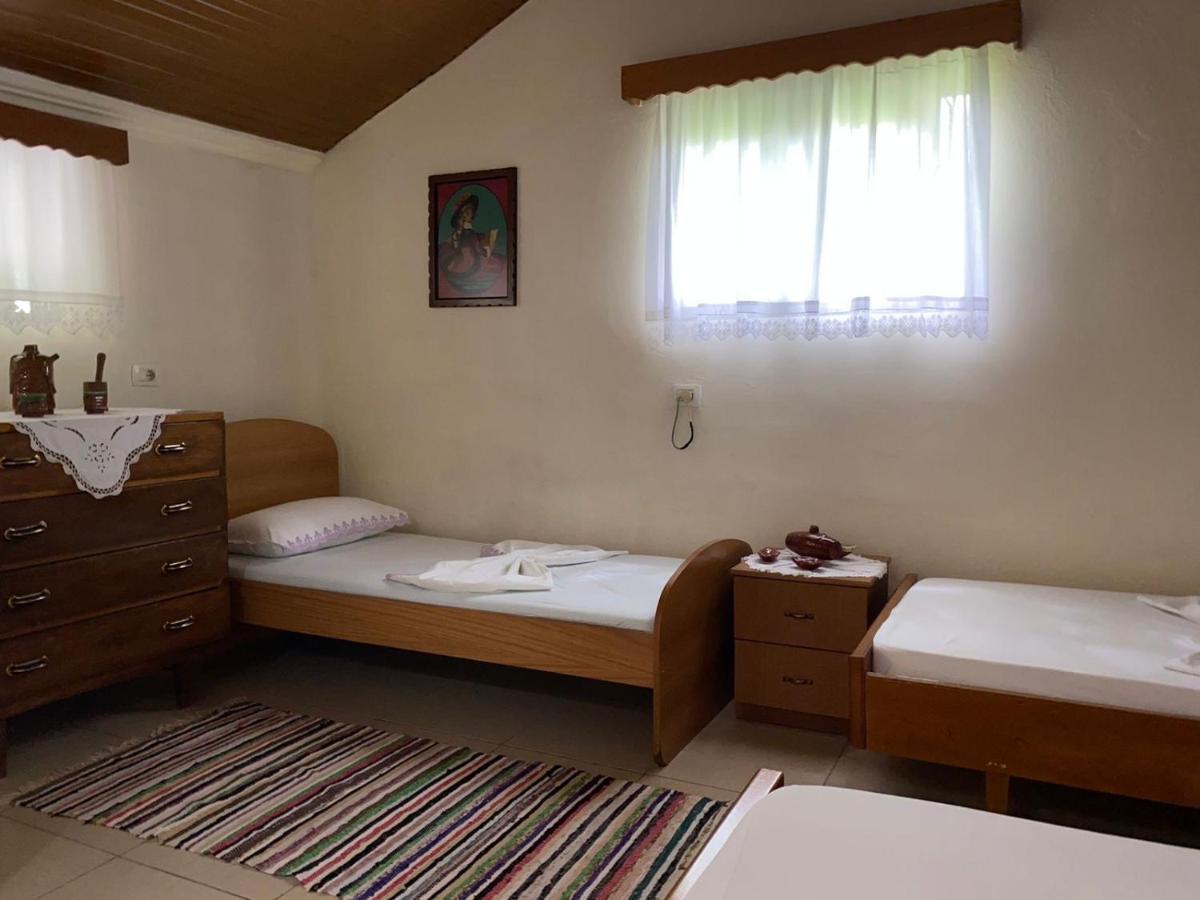 Kasaj Villa Gjirokastër Exteriör bild
